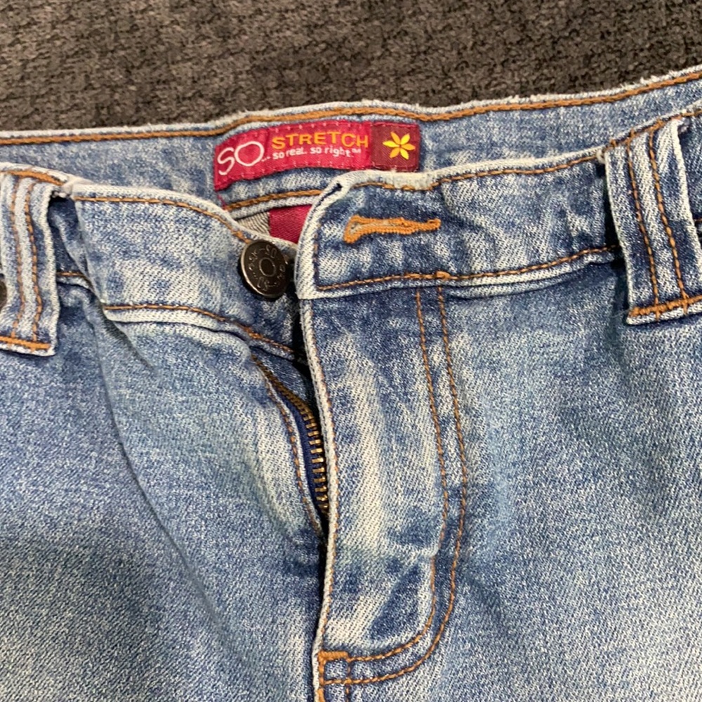 Jean Shorts - Picture 2 of 6